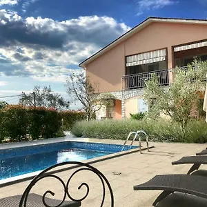 Bellistra Labin Apartment
